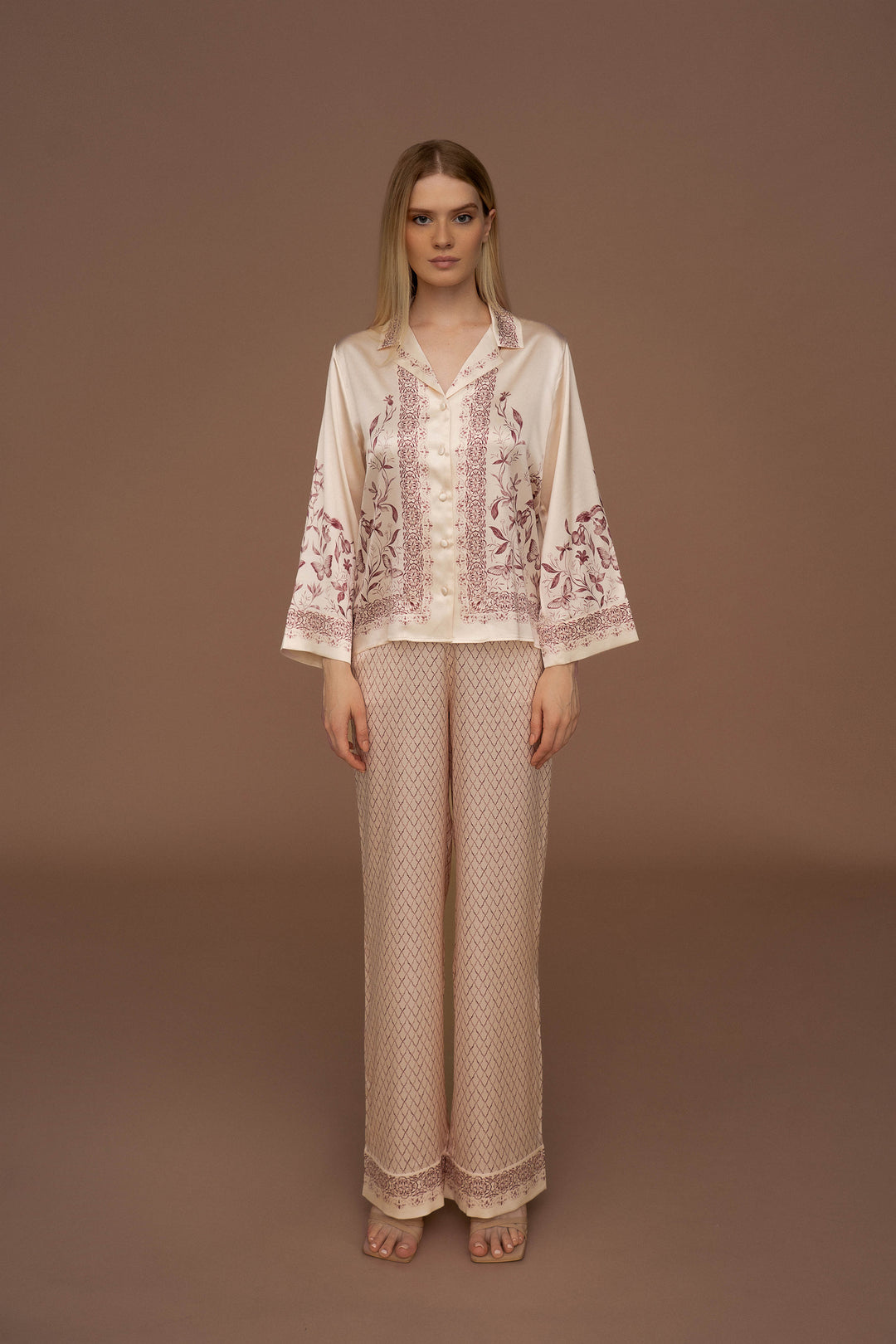 Pearl of Medina purple pants