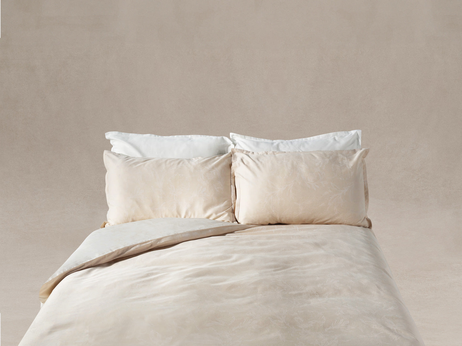 Eternal Lace duvet cover set