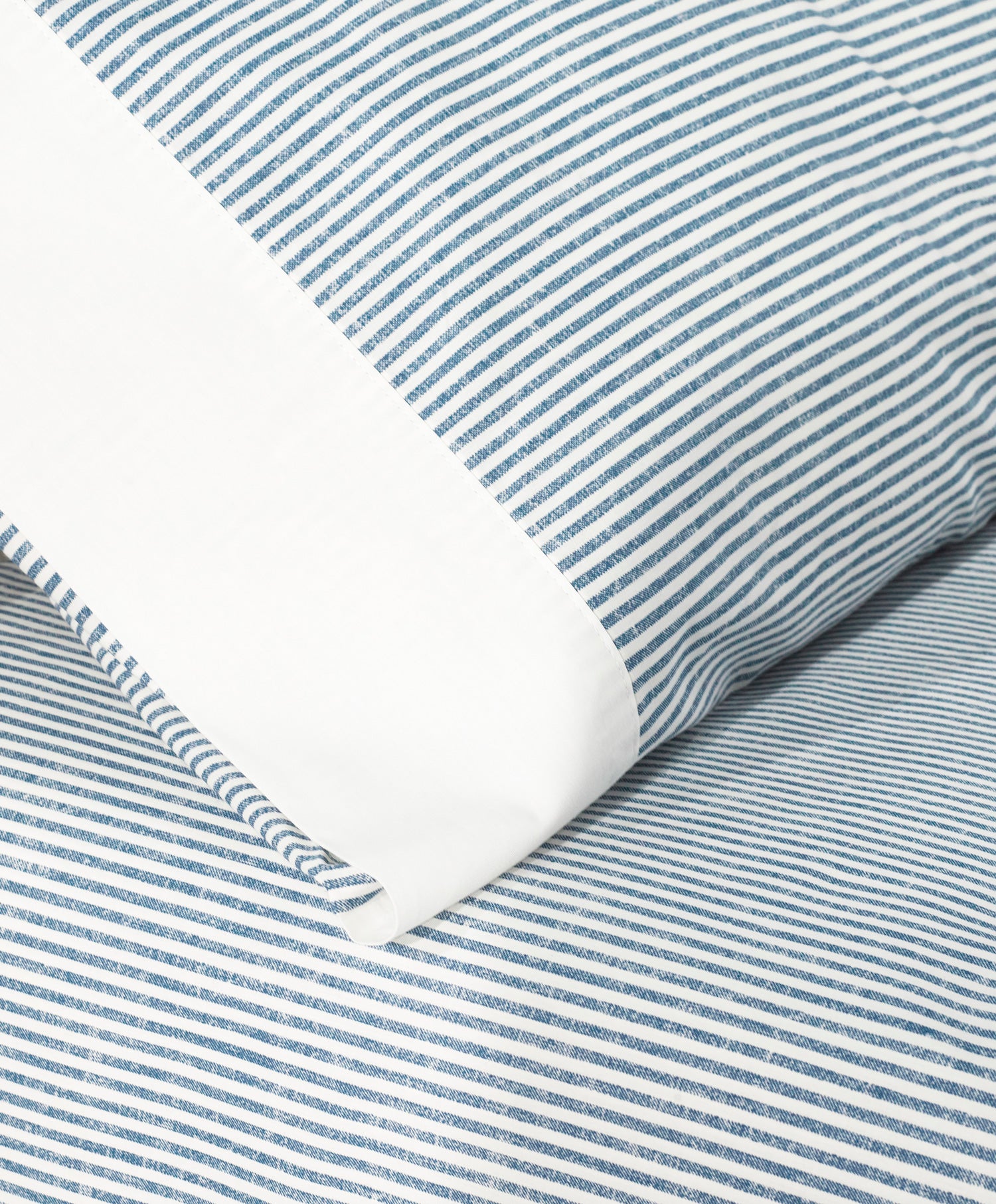 Stripesense bed sheet set